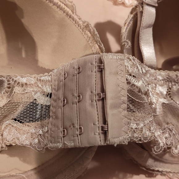 NWT!! Rene' Rofe' Bra Bundle 36DD (3) - Picture 4 of 14